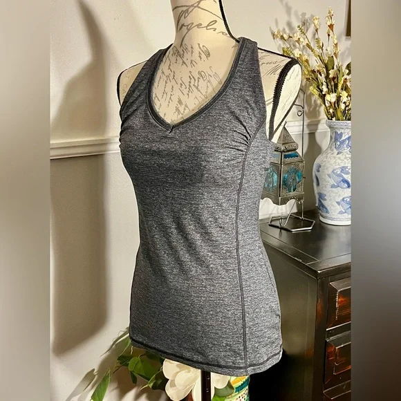 RUC Gap Black Racerback Tank Top built-in bra, yoga, athletic, medium - Picture 3 of 15